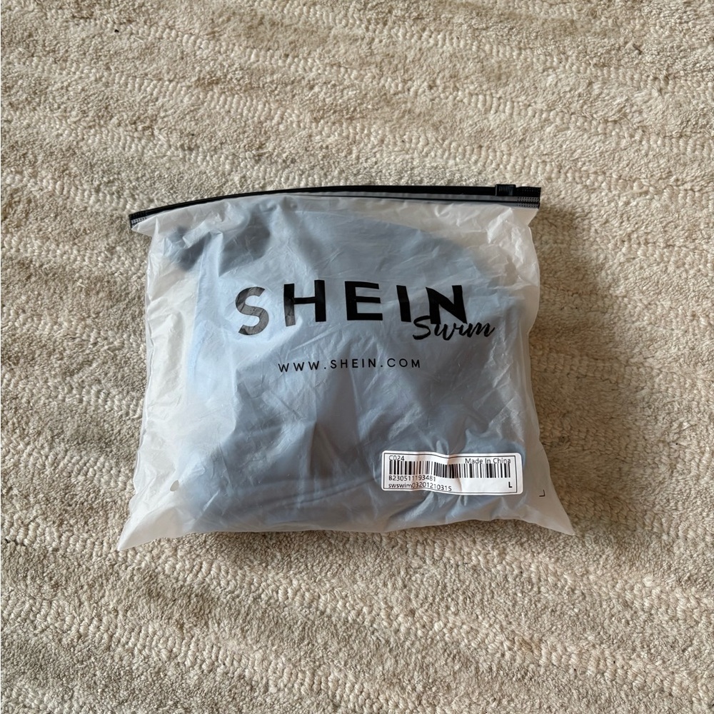 SHEIN Slate Bikini Set - Picture 3 of 3